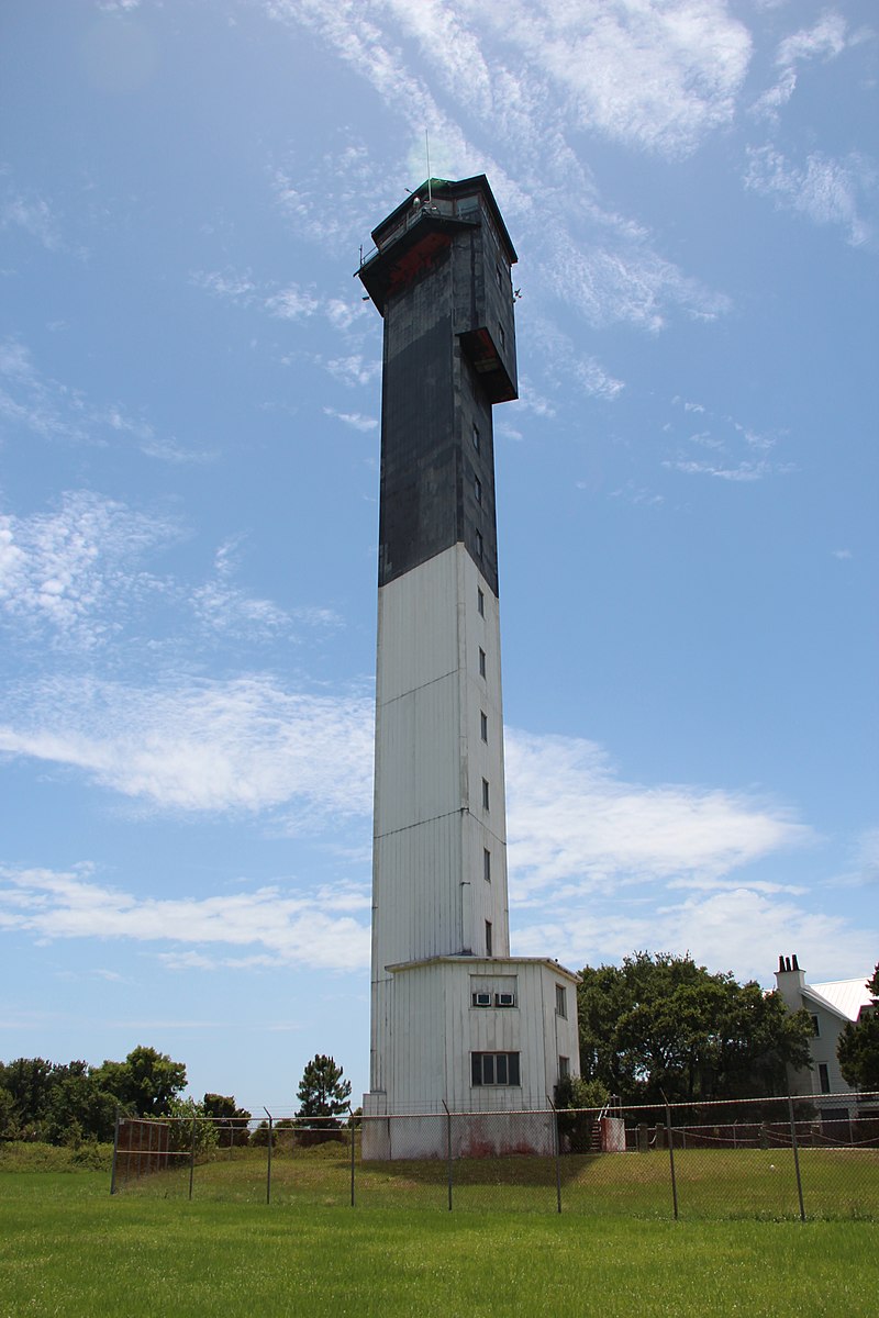 800px-Charleston_Light_-_panoramio